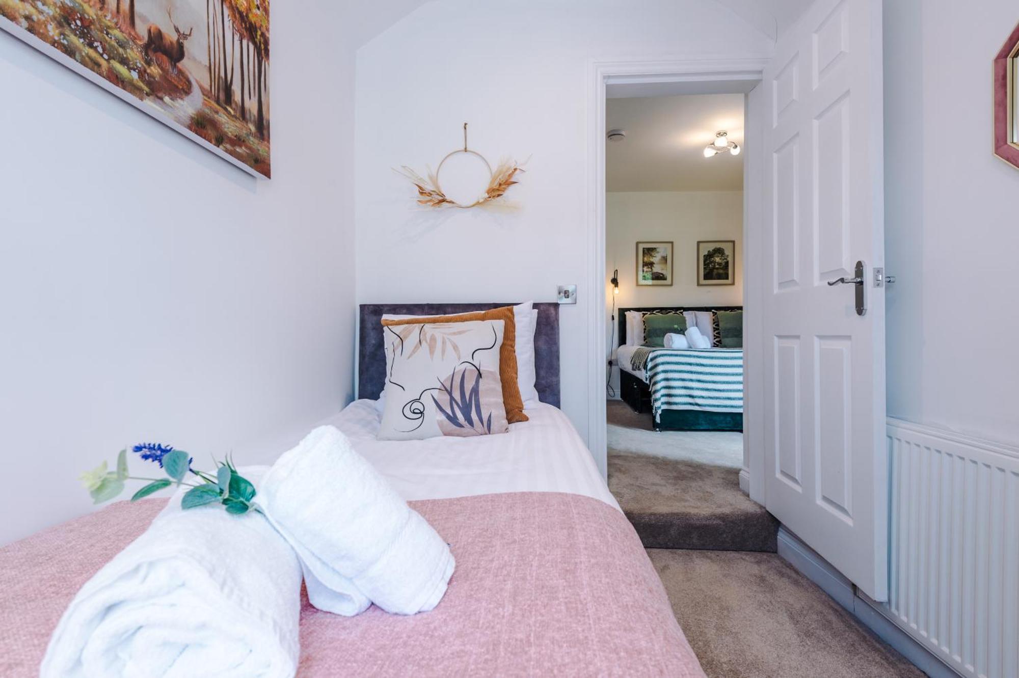 Spacious 3-Bed Home In Nantwich By 53 Degrees Property - Amazing Location, Ideal For Groups - Sleeps 6 Extérieur photo
