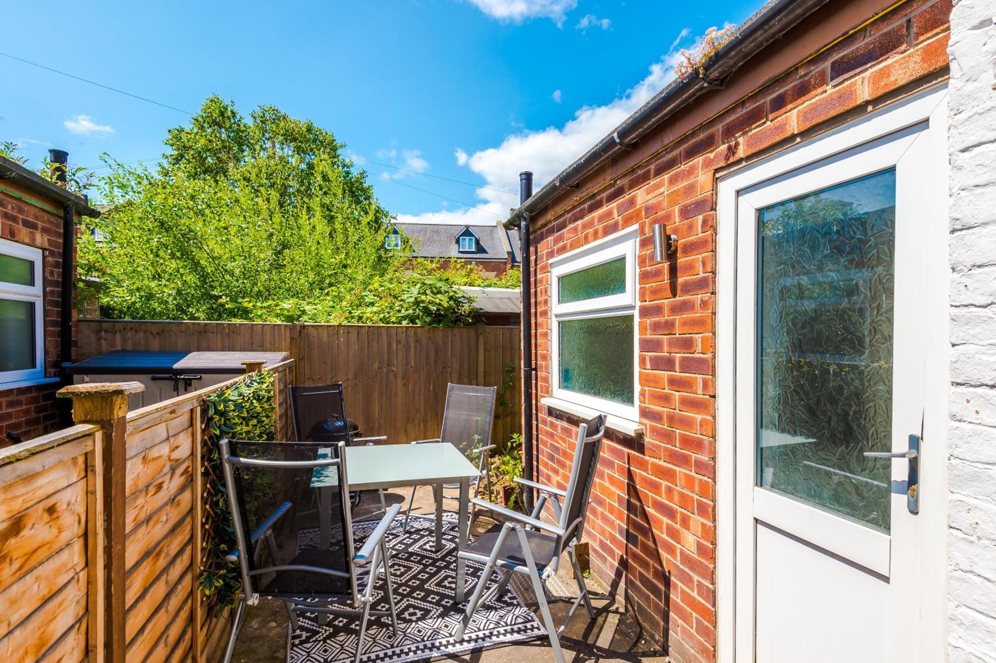 Spacious 3-Bed Home In Nantwich By 53 Degrees Property - Amazing Location, Ideal For Groups - Sleeps 6 Extérieur photo
